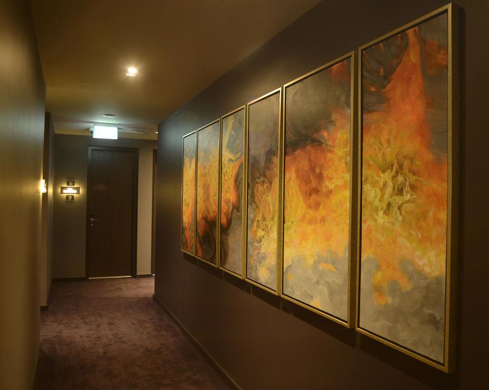 Gambaro Hotel Brisbane Buitenkant foto Artwork by David Asseline