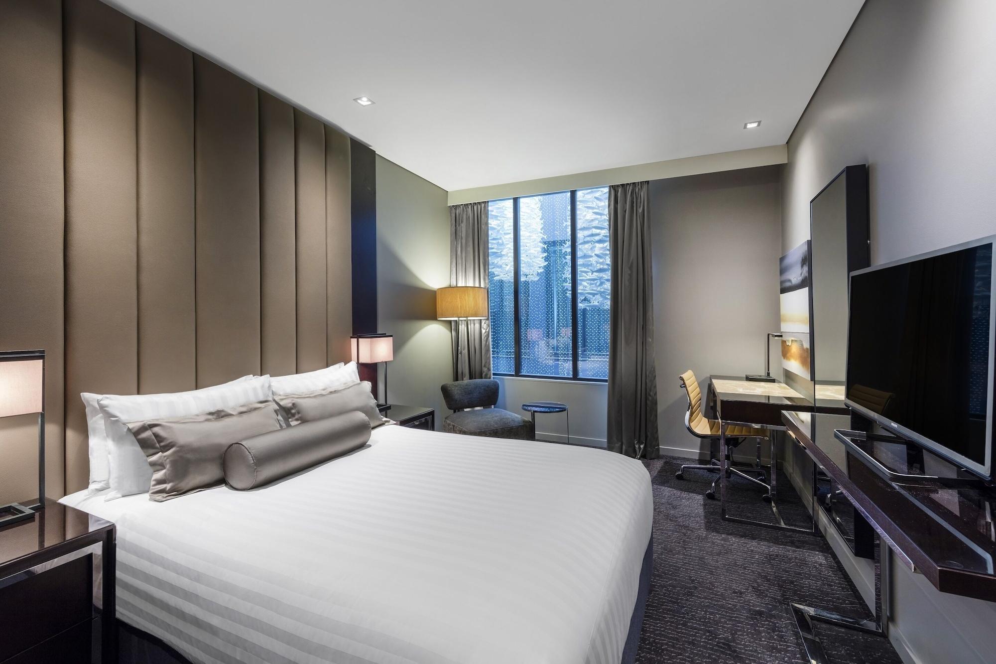 Gambaro Hotel Brisbane Buitenkant foto A room at the hotel