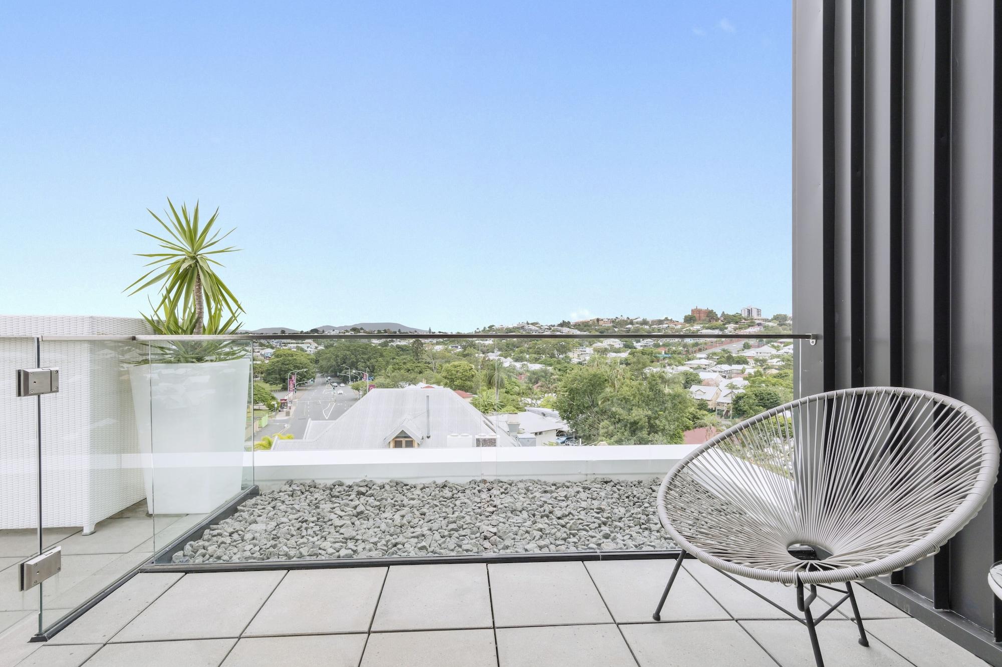 Gambaro Hotel Brisbane Buitenkant foto A balcony