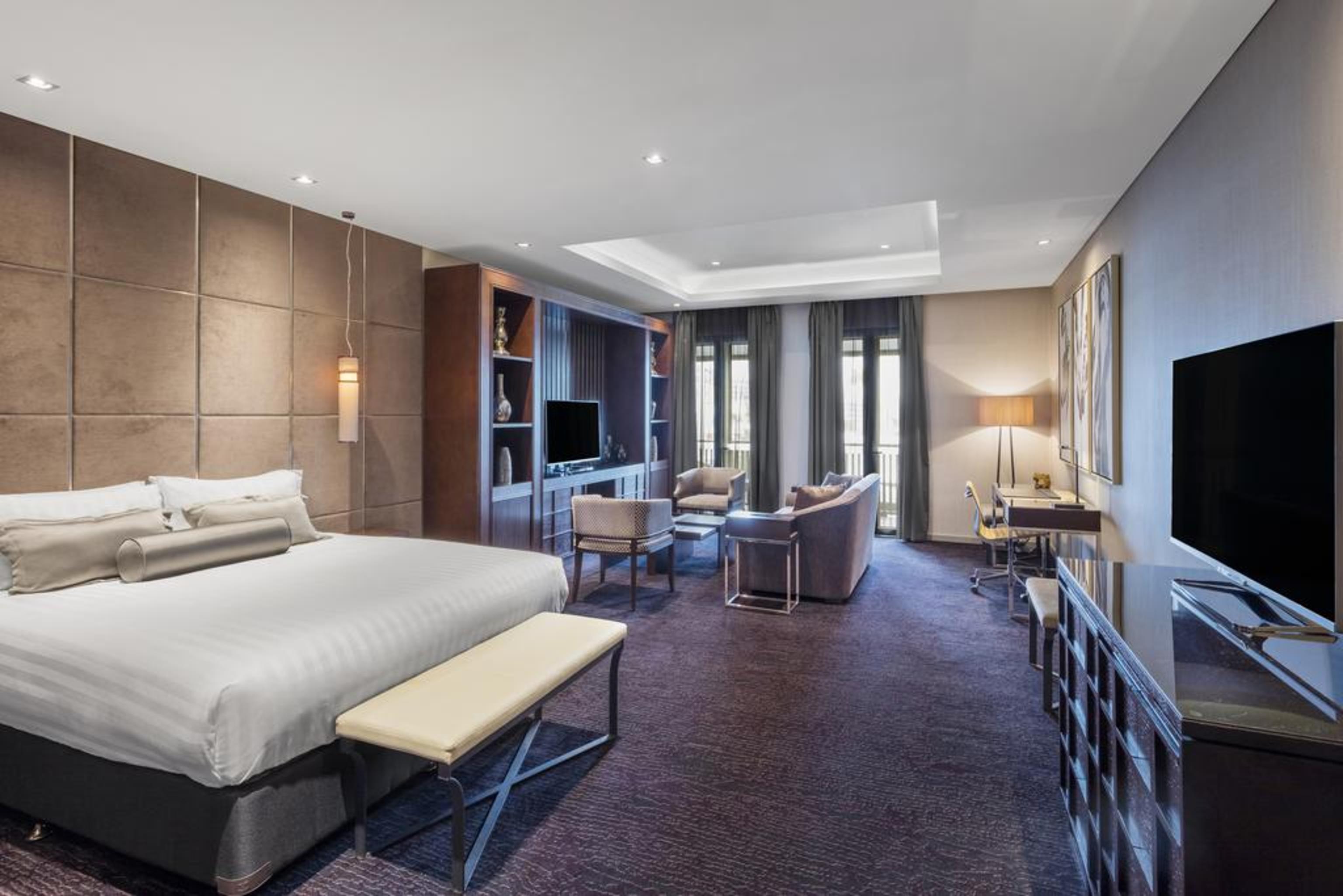 Gambaro Hotel Brisbane Buitenkant foto A suite at the hotel