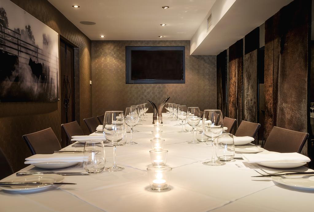 Gambaro Hotel Brisbane Buitenkant foto The private dining room at the restaurant